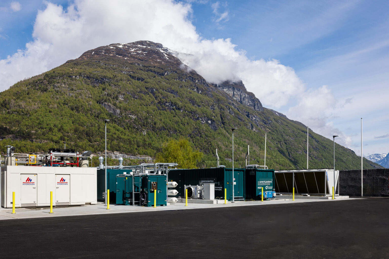 Grüne Wasserstoffinfrastruktur von FEST Group: Green Hydrogen Hub für Schiffsverkehr in Hellesylt/ Norwegen